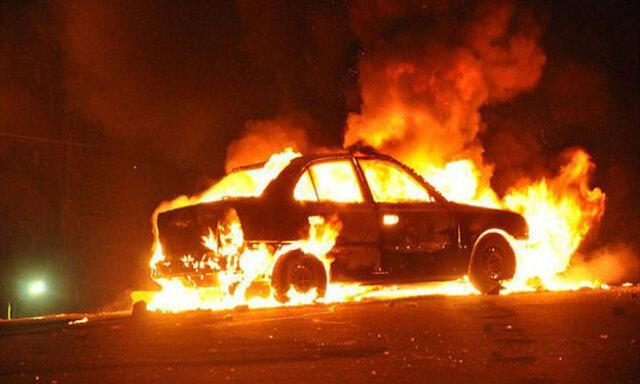 به آتش کشیدن خودروی حامل مواد مخدر برای فرار از قانون در بیرجند