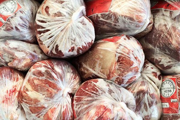 توزیع کامیونی گوشت منجمد در این مراکز تهران ، عرضه گوشت گرم تنظیم بازار با قیمت تازه